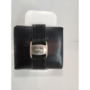 Salvatore Ferragamo Short Black Wallet Mini VARA leather compack bifold 4X4 COIN
